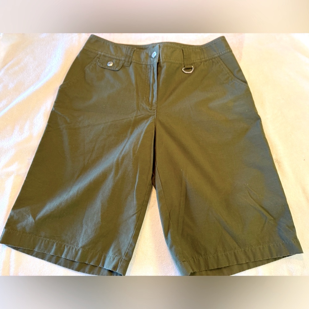Jones New York Green Bermudas Versatile Shorts‎